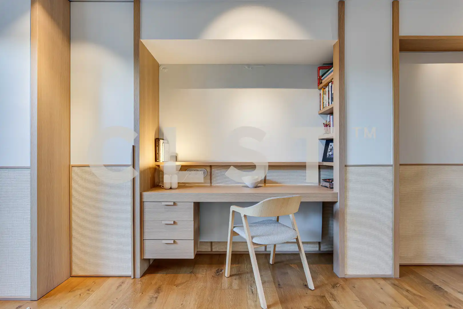 Schlafzimmer von Dachboden zur Miete in Barcelona mit Klimaanlage, Heizung und Parkett