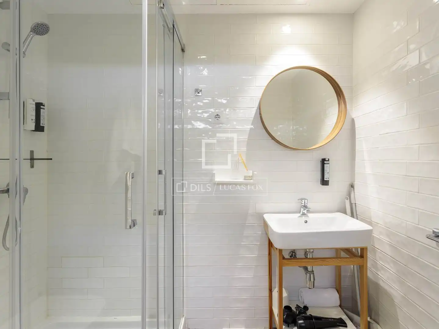 Baño de Piso de alquiler en Pozuelo de Alarcón con Aire acondicionado y Amueblado