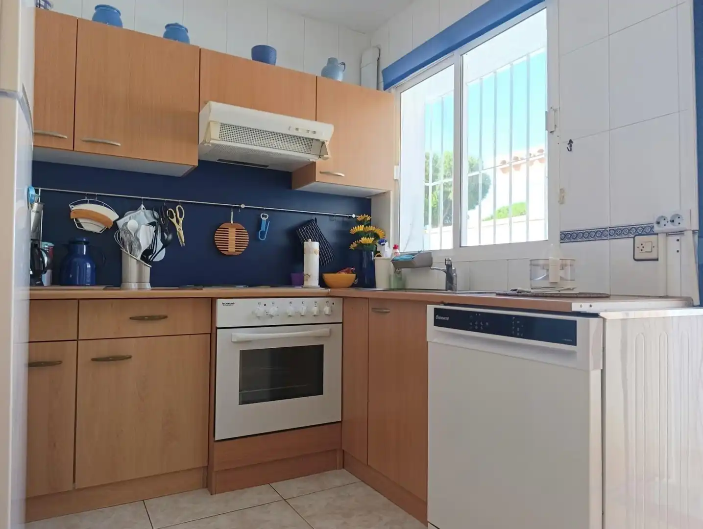 Kitchen of Houses for sale in Chiclana de la Frontera  with Air Conditioner, Heating and Private garden