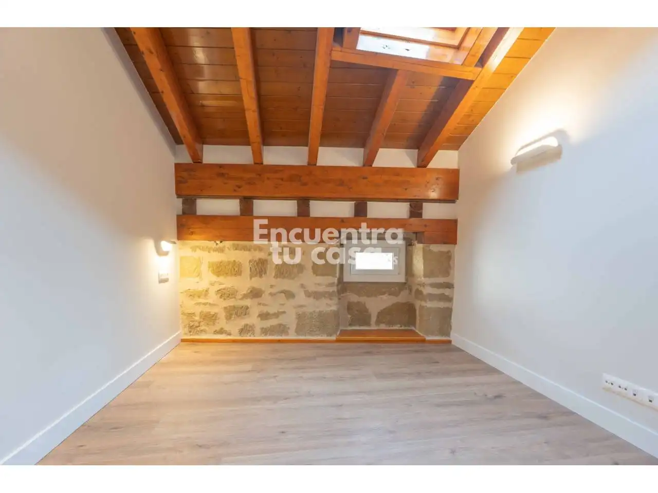 Maisonette zum Verkauf in Labastida / Bastida mit Heizung, Abstellraum und Alarm