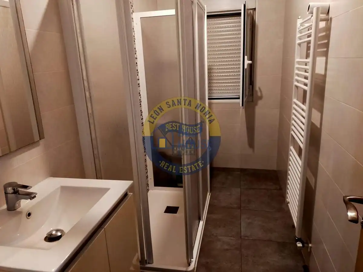Baño de Apartamento de alquiler en El Ejido - Santa Ana