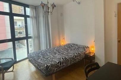 Foto 3 von Maisonette zum Verkauf in Carrer Freser, El Camp de l'Arpa del Clot,  Barcelona Capital