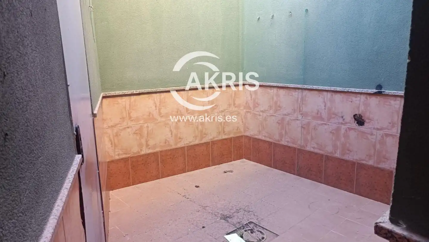 Houses for sale in Calle Colón, La Puebla de Almoradiel