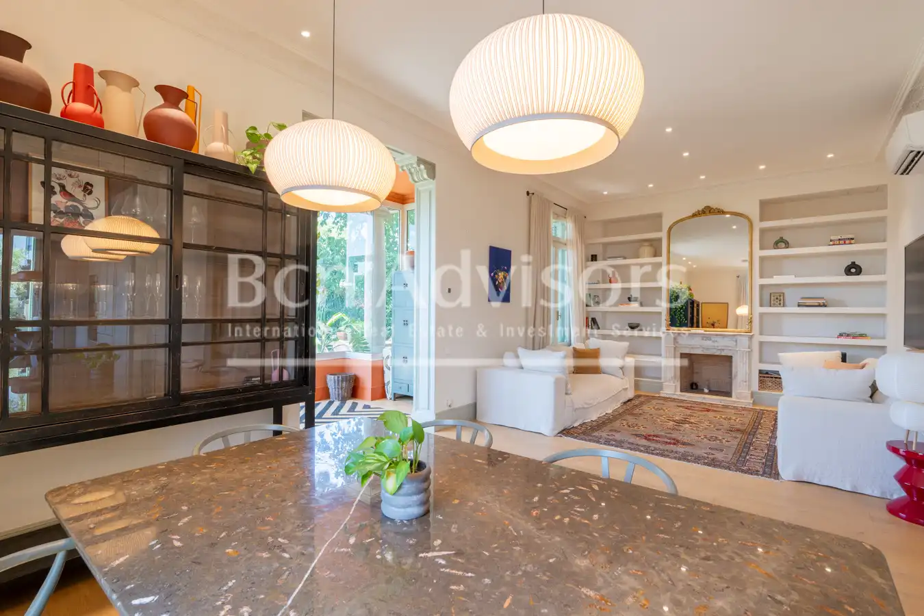 Sala d'estar de Casa o xalet de lloguer en Barcelona amb Aire condicionat, Calefacció i Jardí privat