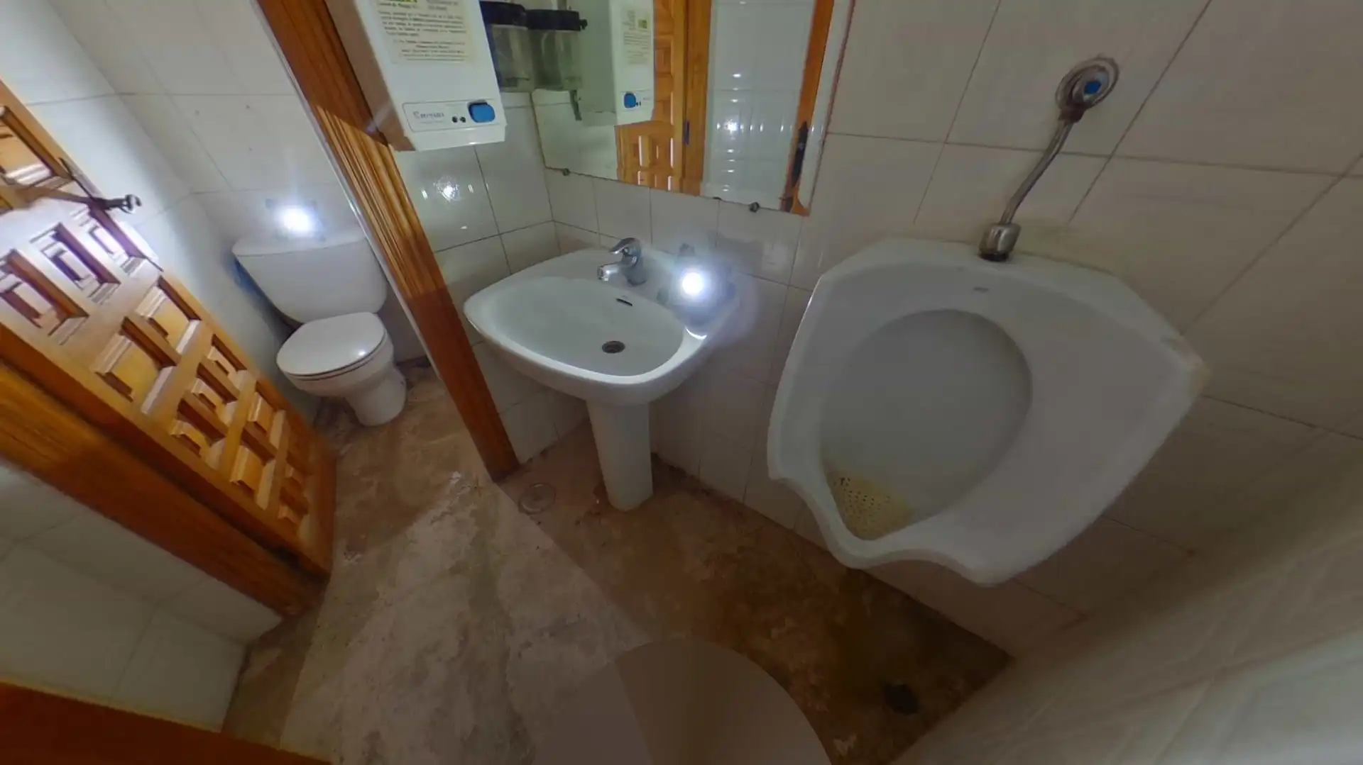 Baño de Local en venta en Jadraque