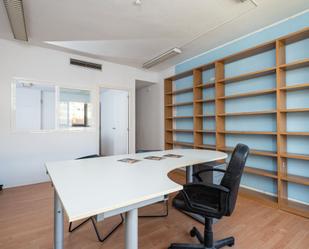 Office for sale in Marbella  with Air Conditioner