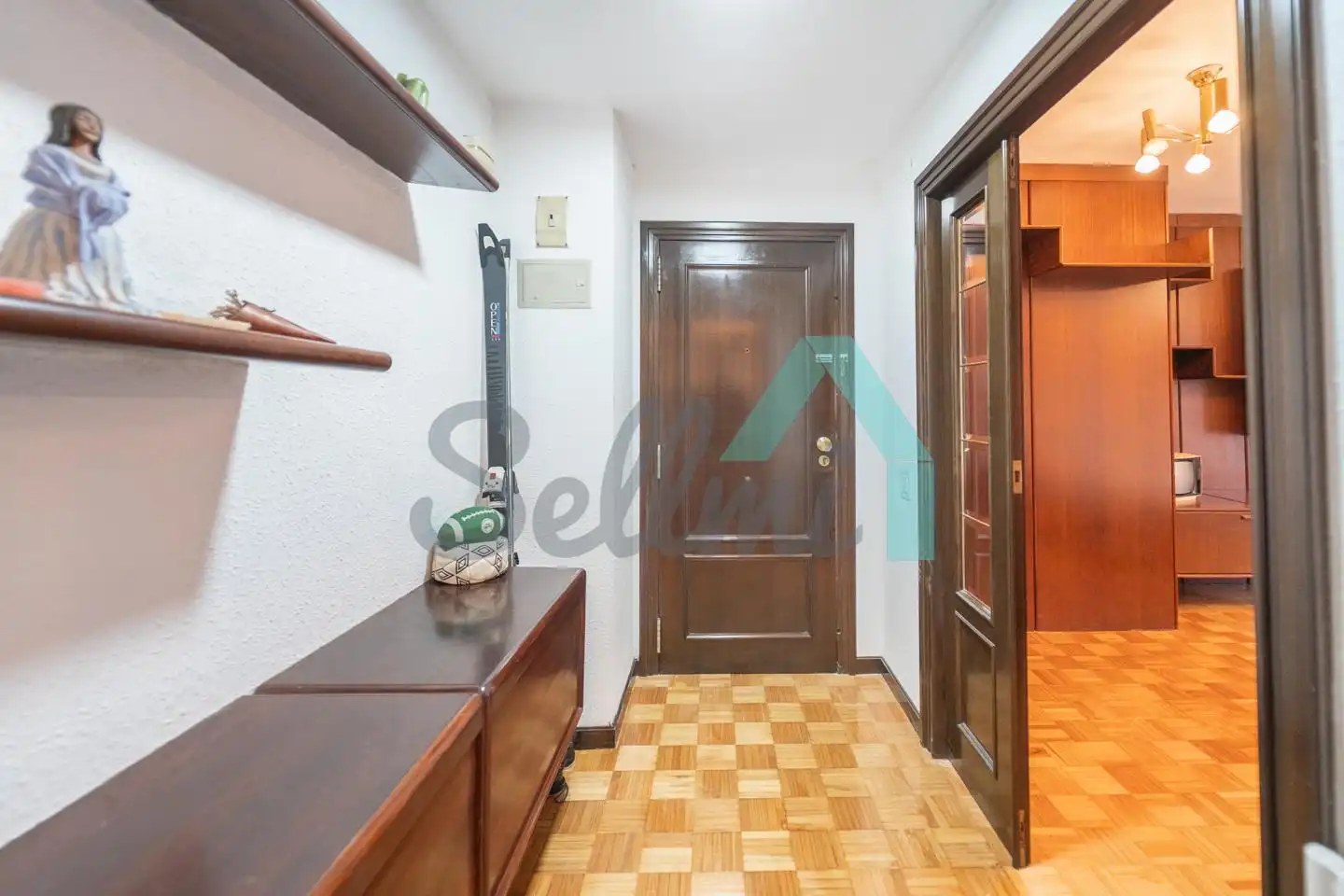 Flat for share in Oviedo   with Heating, Parquet flooring and Furnished