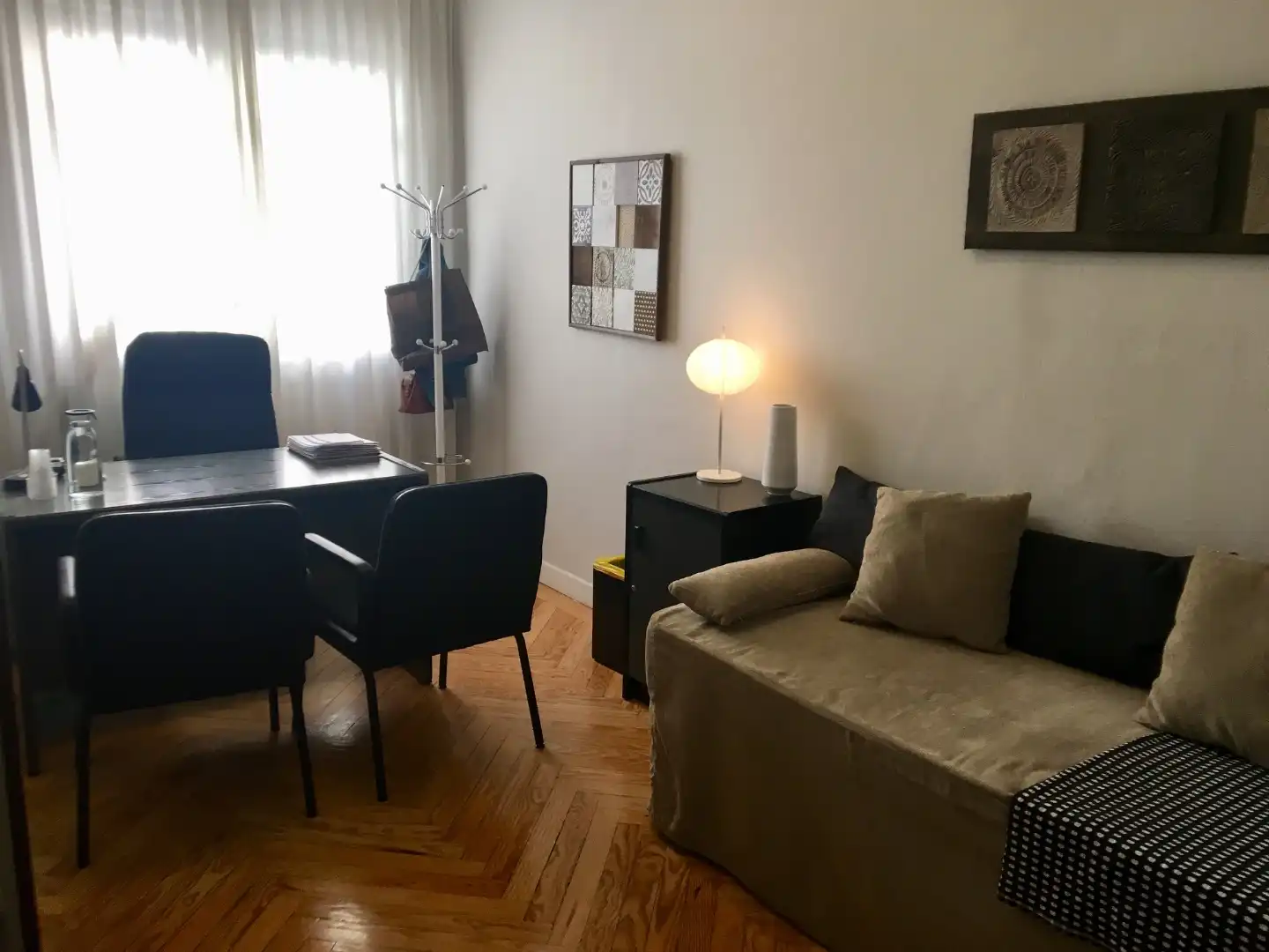 Living room of Office for rent in Madrid  with Heating, Furnished and Internet