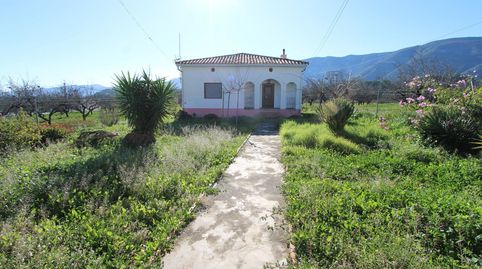 VILLA CON UNA RUINA EN MURLA ALICANTE