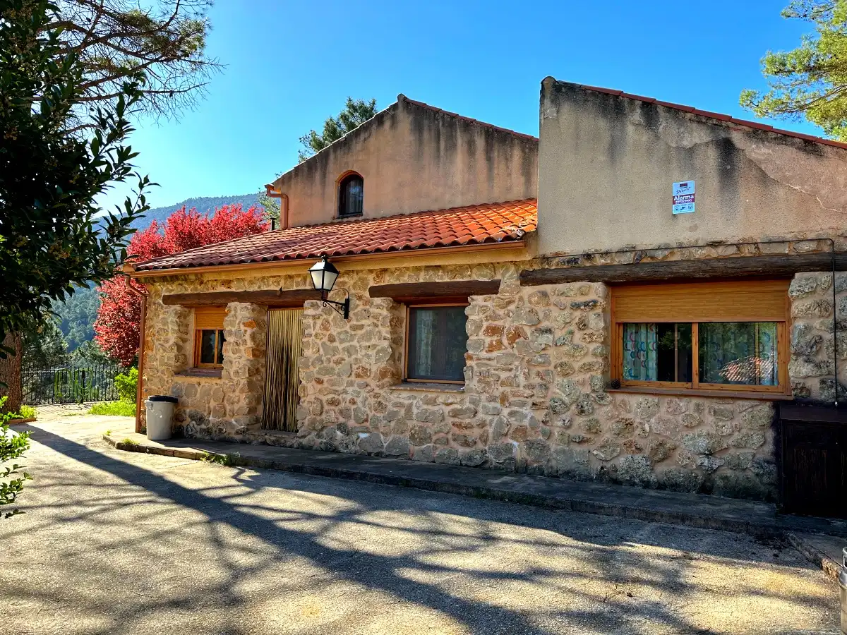 Casa rústica amb jardí en venda a Riópar, imagen 3
