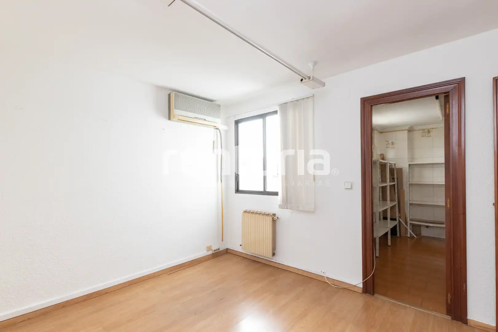 Habitación de Piso en venta en Valencia con Aire acondicionado, Calefacción y Balcón