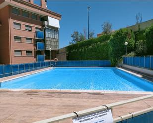 Piscina de Apartament en venda en Villamediana de Iregua amb Calefacció, Parquet i Traster