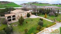 Vista exterior de Casa o xalet en venda en Vic amb Jardí privat i Terrassa