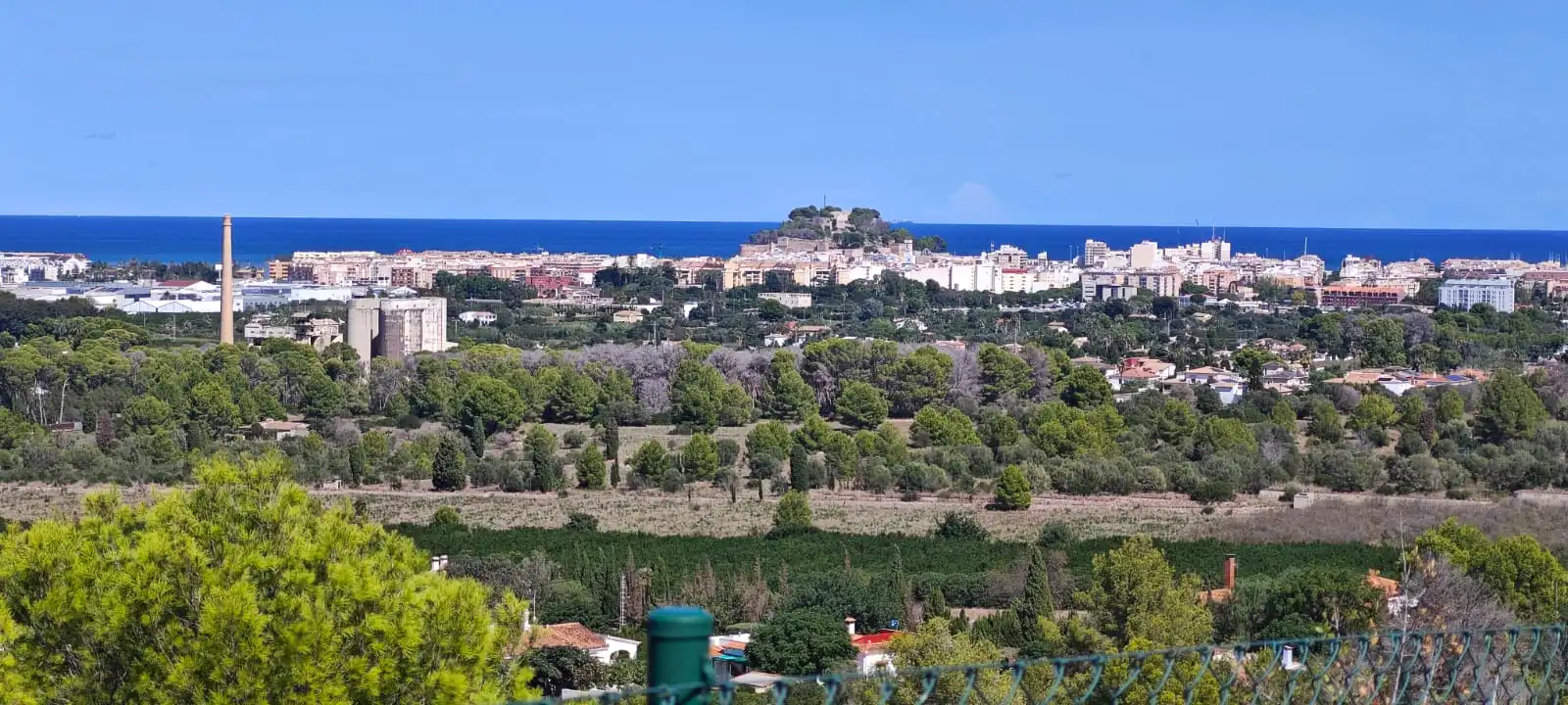Terreno residencial en venta en Ador