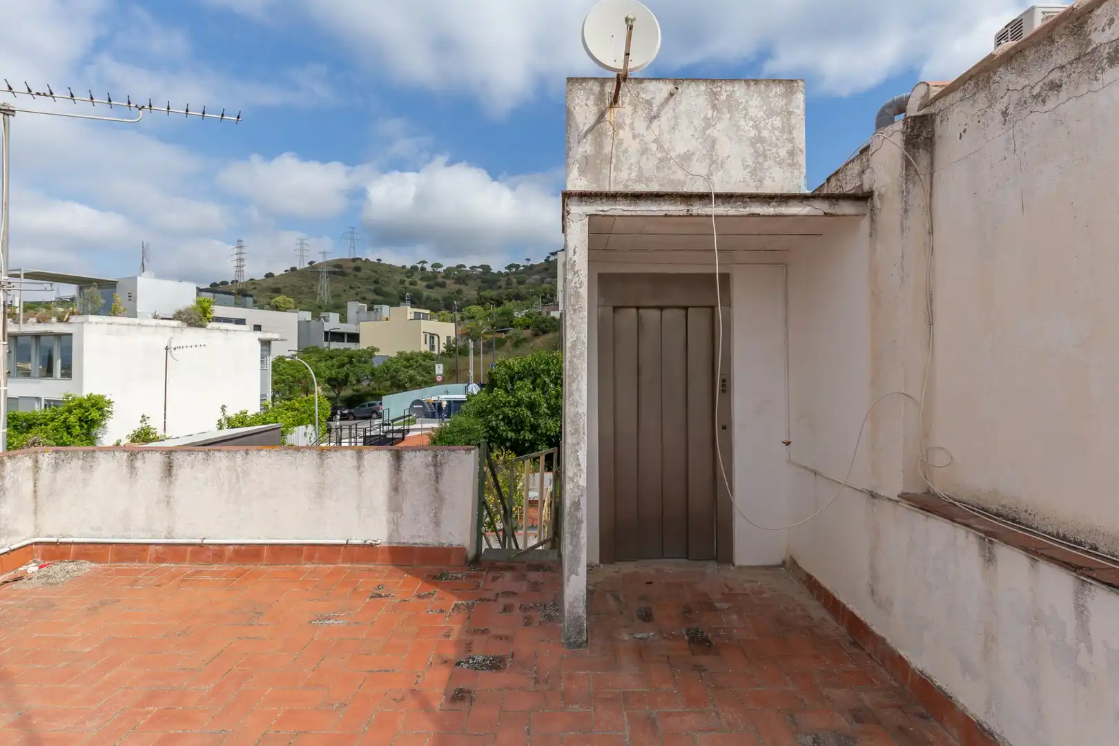 Terraza de Casa adosada en venta en Esplugues de Llobregat con Calefacción, Terraza y Alarma