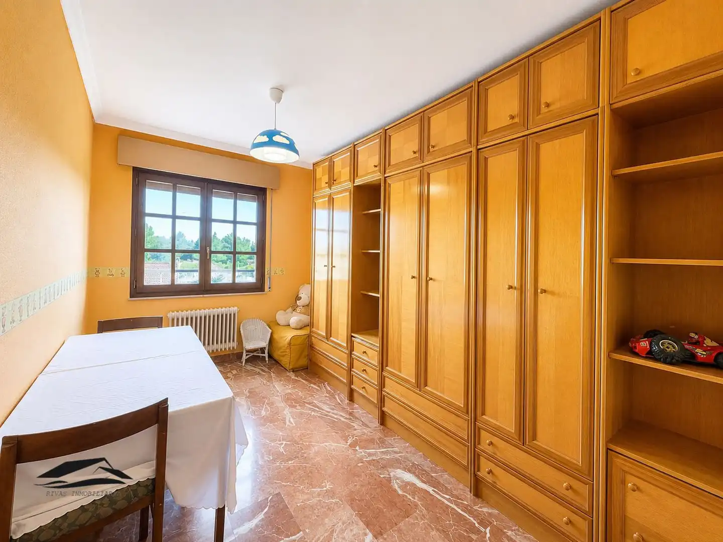 Habitación de Piso en venta en Aldealengua con Calefacción, Terraza y Trastero
