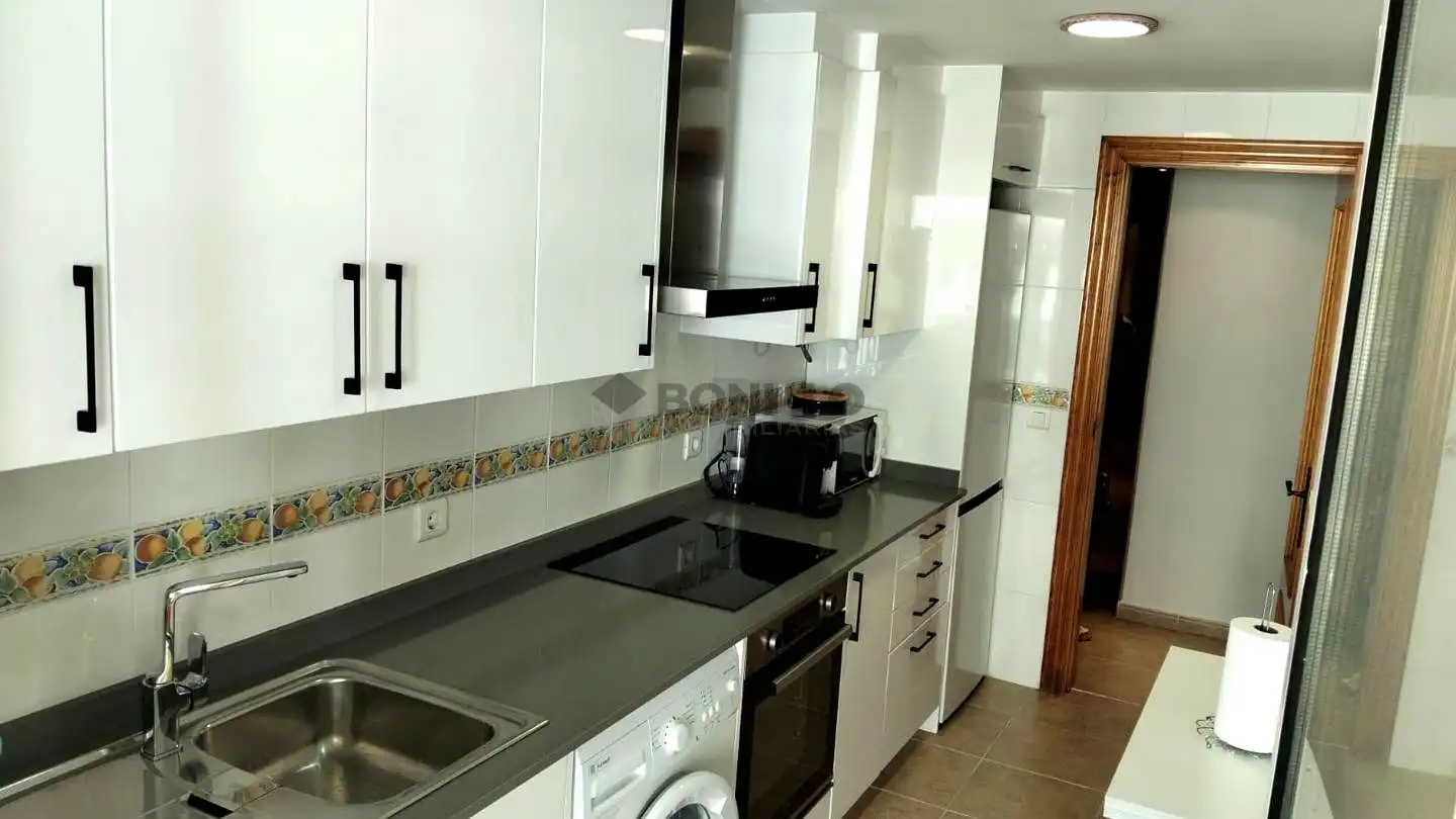Cocina de Piso en venta en Moncofa con Terraza, Piscina y Amueblado