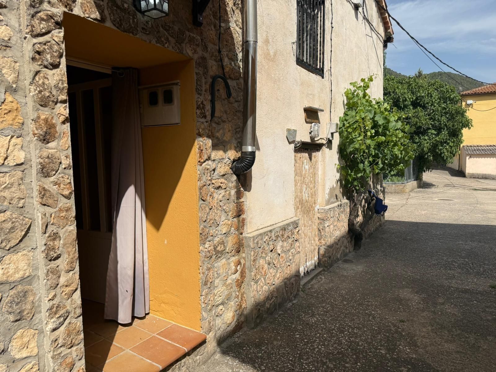 Vista exterior de Casa o xalet en venda en Ocentejo
