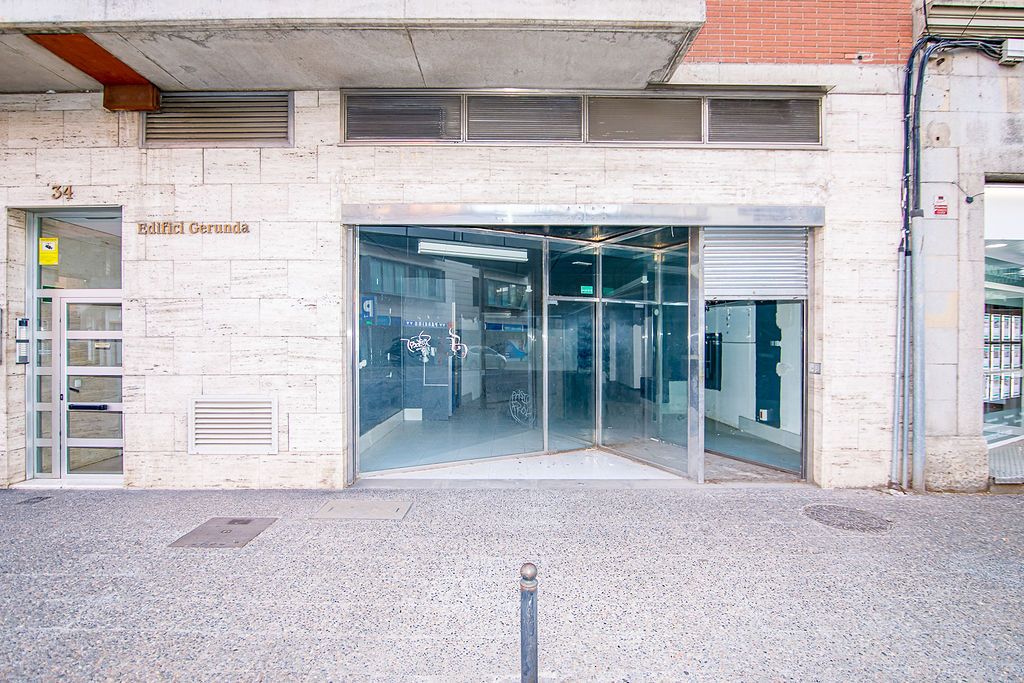 Local de alquiler en Girona Capital