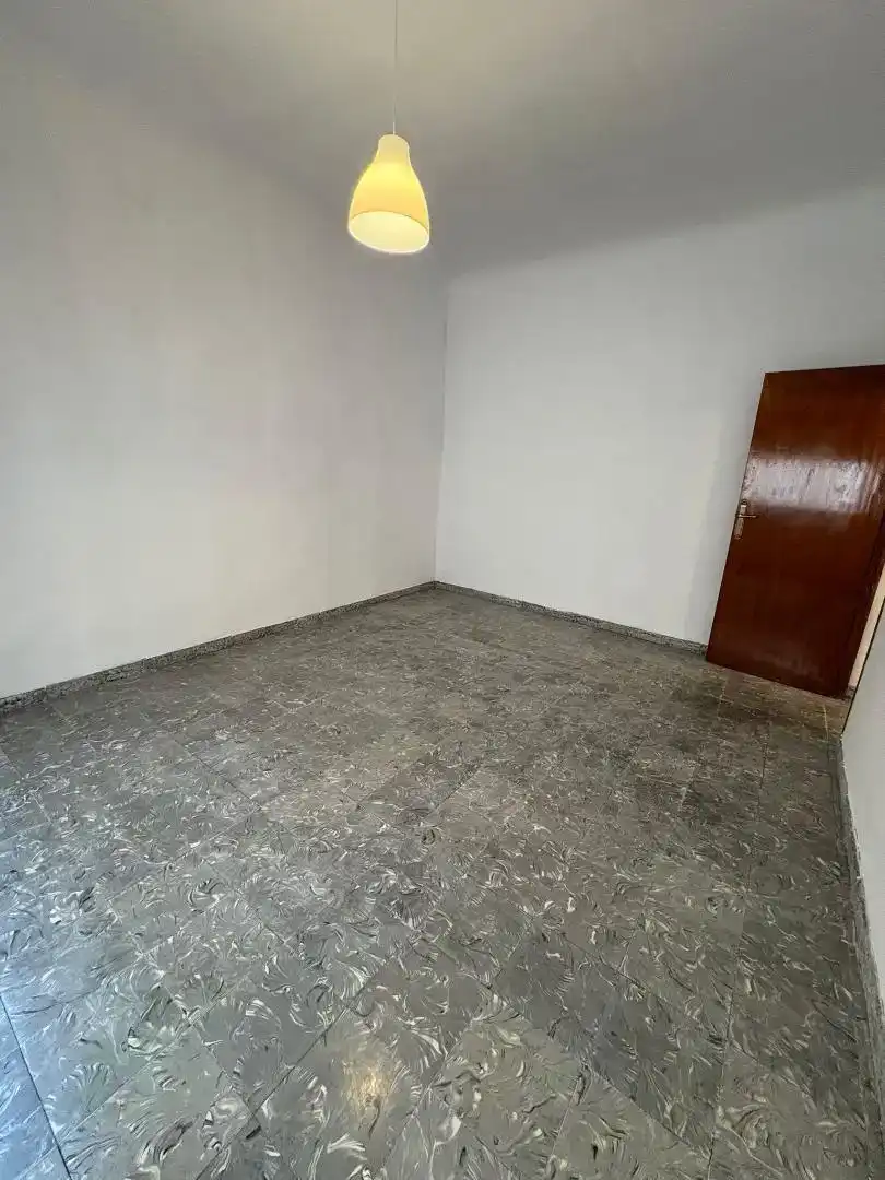 Wohnung zur Miete in Monóvar  / Monòver mit Balkon