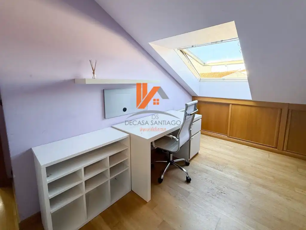 Piso en venta en Santiago de Compostela 
