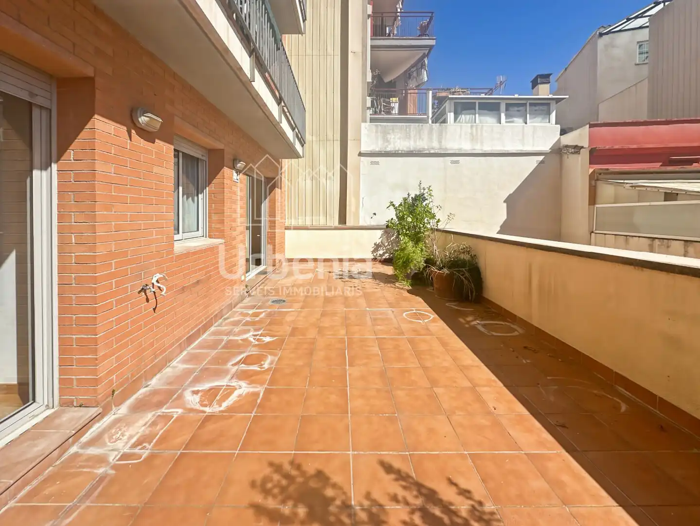 Terraza de Piso en venta en Mataró con Calefacción, Terraza y Trastero