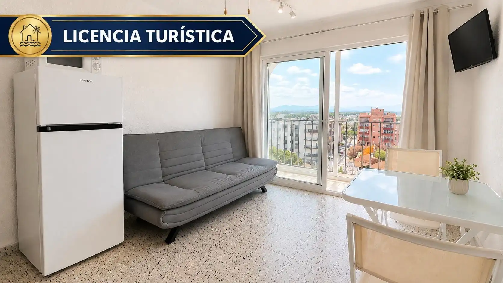 Studio with terrace for sale in Pasaje DELTA MUGA 9