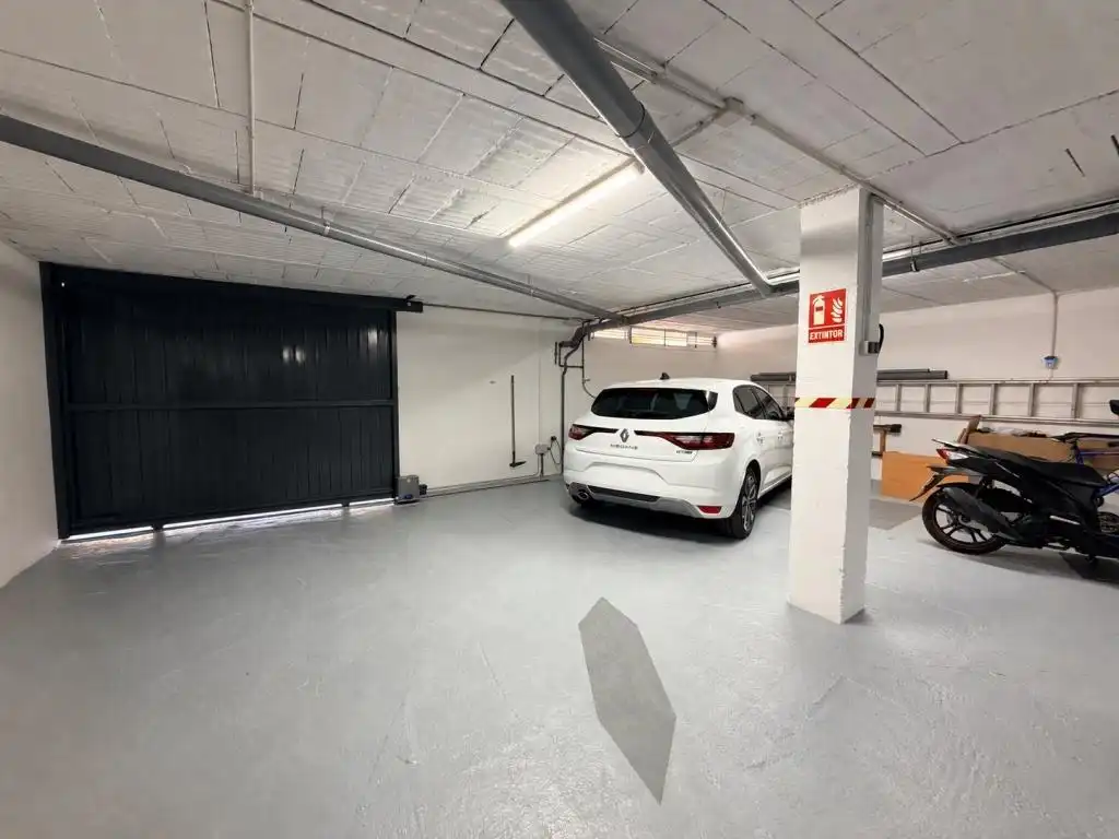 Parking of Detached homes for sale in Málaga  with Heating