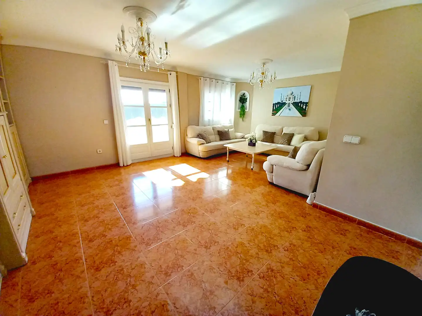 Living room of Houses for sale in L'Alfàs del Pi  with Air Conditioner, Private garden and Terrace