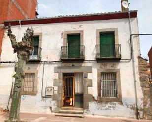 Exterior view of Flat for sale in Las Navas del Marqués 