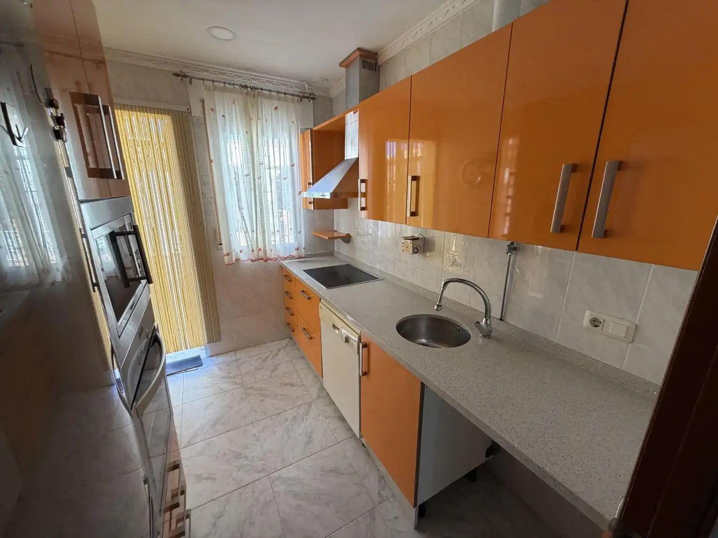 Cuina de Casa o xalet en venda en San Fernando amb Terrassa i Traster