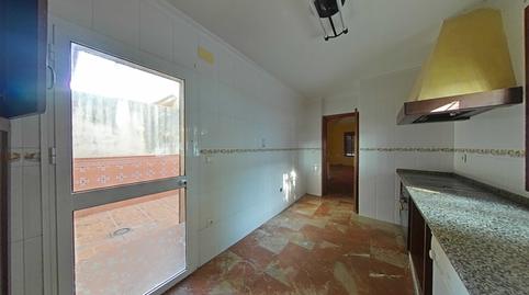 Foto 5 de Casa adosada en venda a Perico Delgado, Guillena pueblo, Sevilla