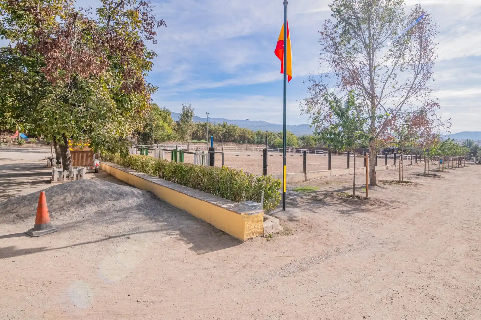 Vista exterior de Finca rústica en venta en La Zubia
