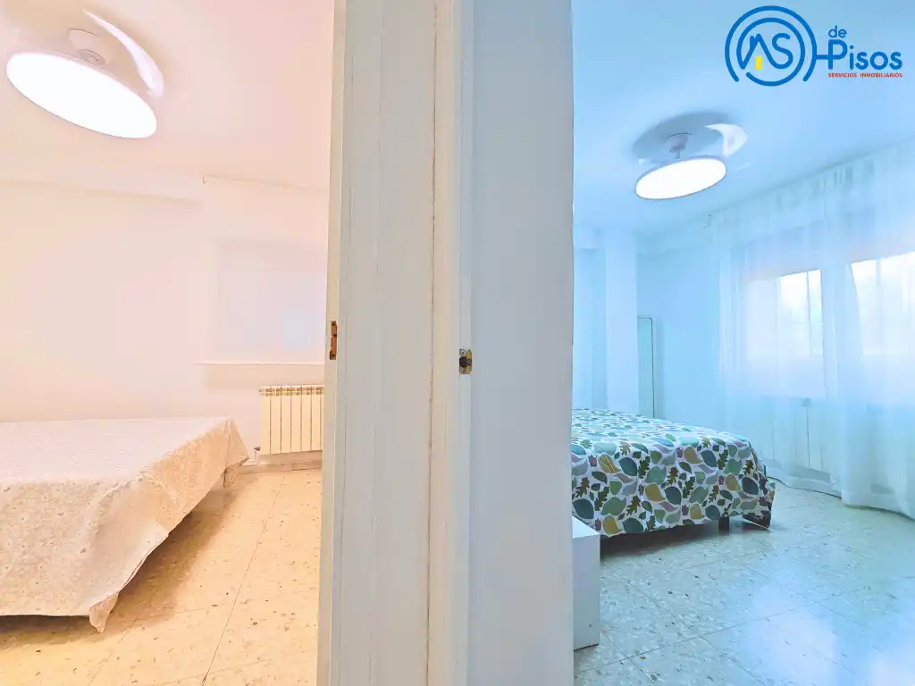 Flat for rent in Calle de Felisa Galé, 2, La Jota