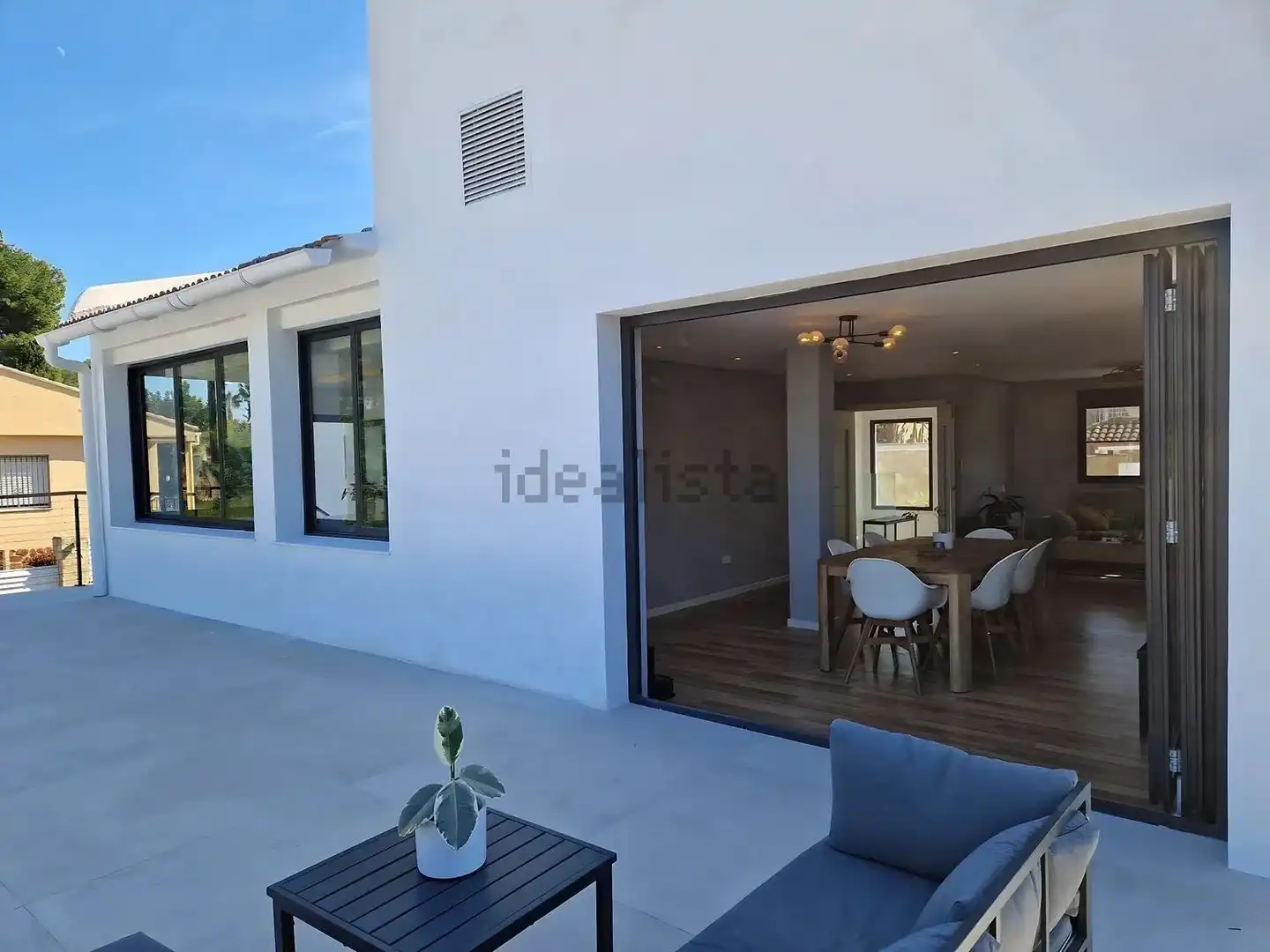 Terrassa de Casa o xalet en venda en L'Eliana amb Jardí privat, Terrassa i Piscina