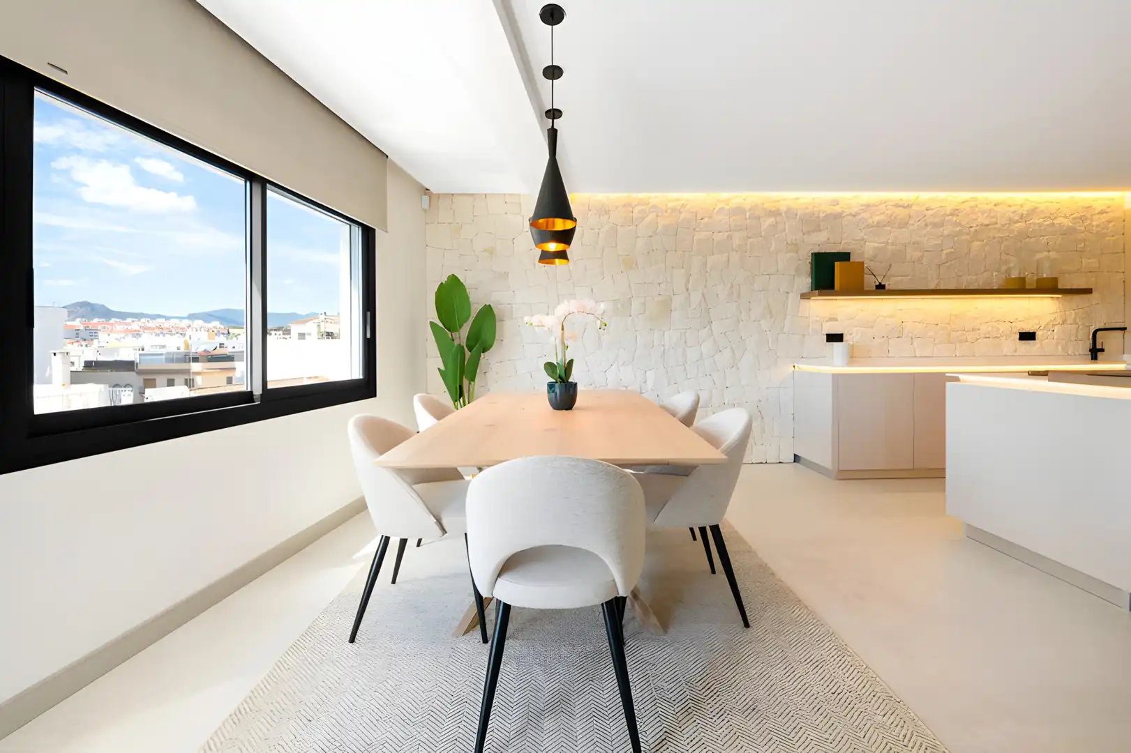 Comedor de Ático en venta en Marbella con Aire acondicionado, Calefacción y Terraza