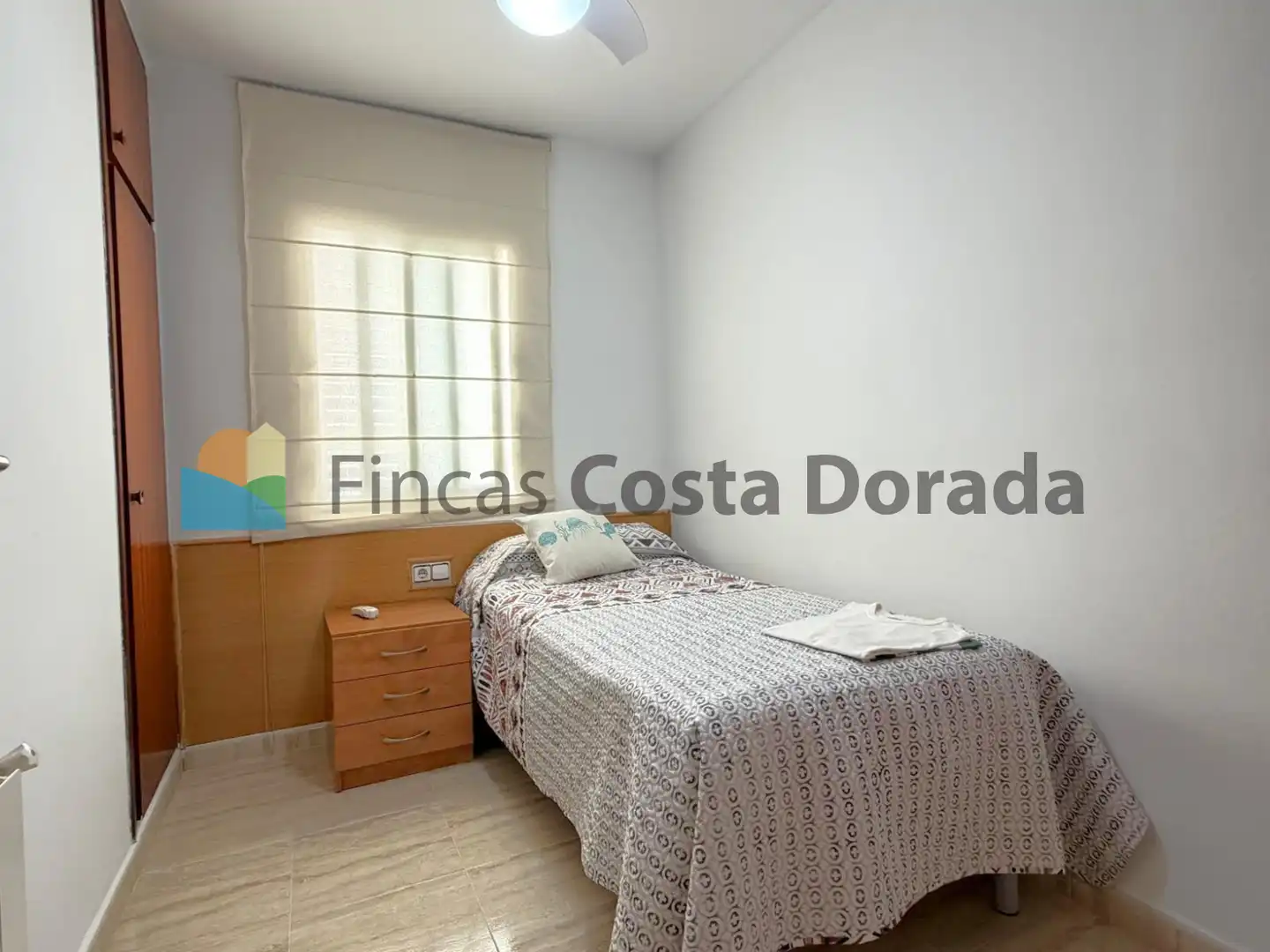 Dormitori de Casa adosada en venda en Cubelles amb Aire condicionat, Calefacció i Jardí privat