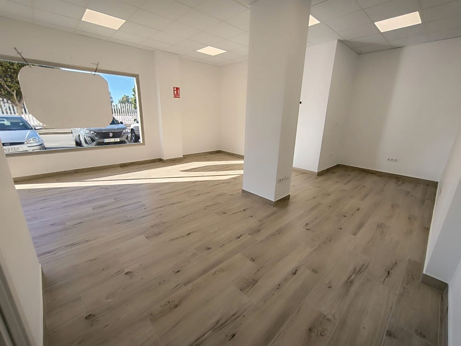 Local de lloguer en Marbella amb Aire condicionat