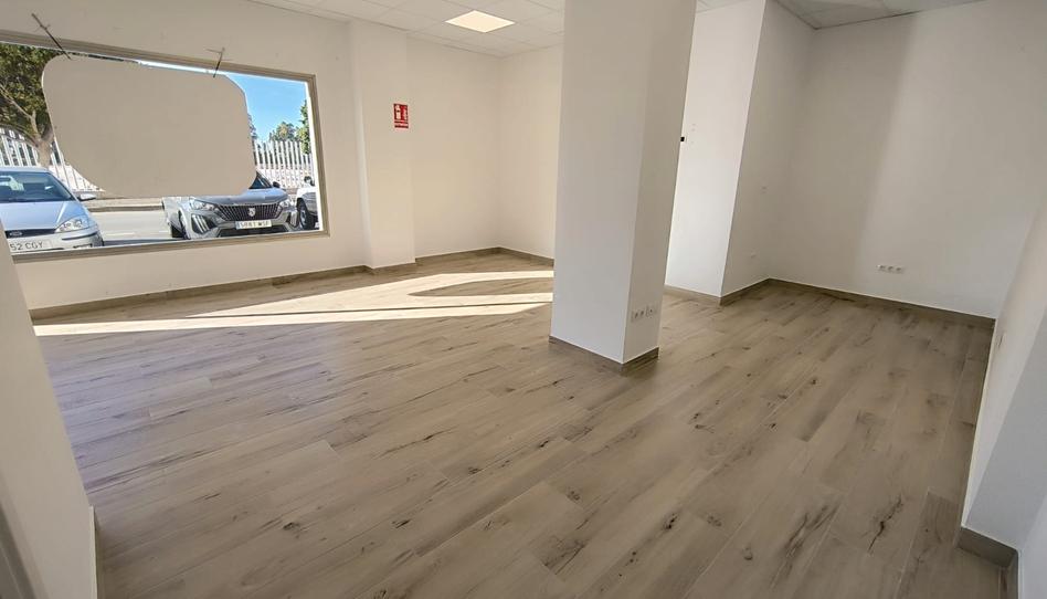 Photo 1 of Premises to rent in Calle Miguel Delibes, 12, Rodeo Alto - Guadaiza - La Campana, Málaga