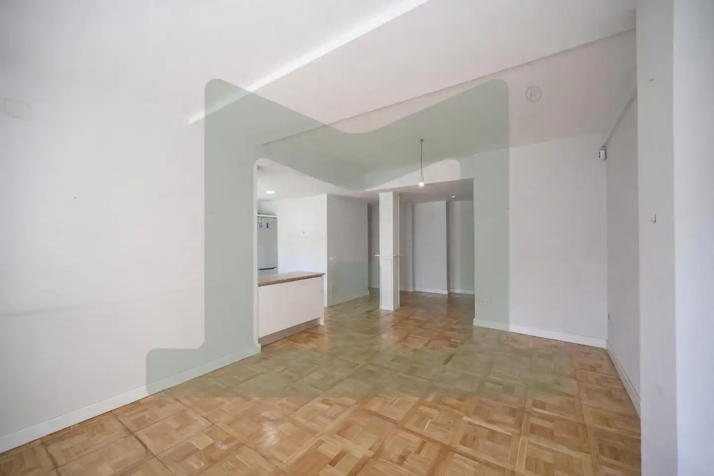 Piso en venta en Madrid con Calefacción, Parquet y Amueblado