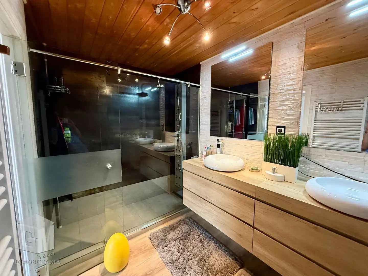 Bathroom of Detached homes for sale in Arroyomolinos (Madrid)  with Air Conditioner, Heating and Private garden
