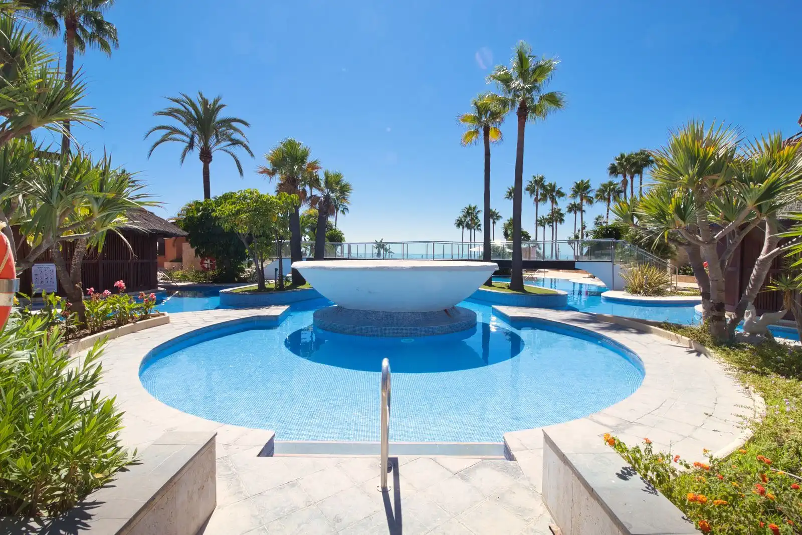 Apartament amb piscina en venda a Calle Océano Ártico 3, imagen 39