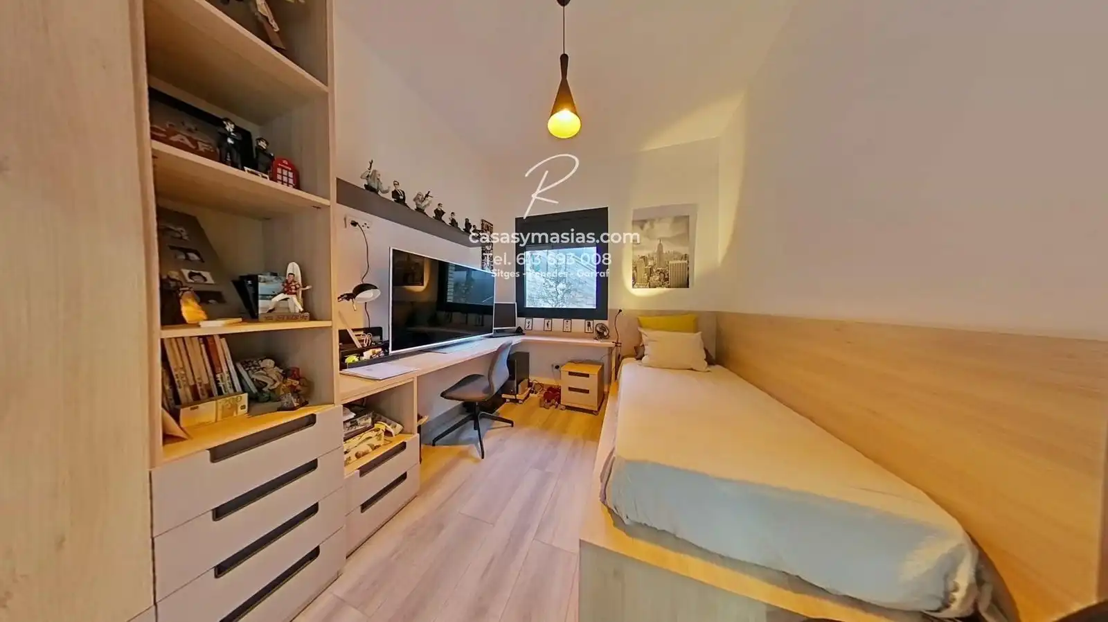 Habitación de Casa o chalet en venta en Vallirana con Aire acondicionado, Calefacción y Jardín privado