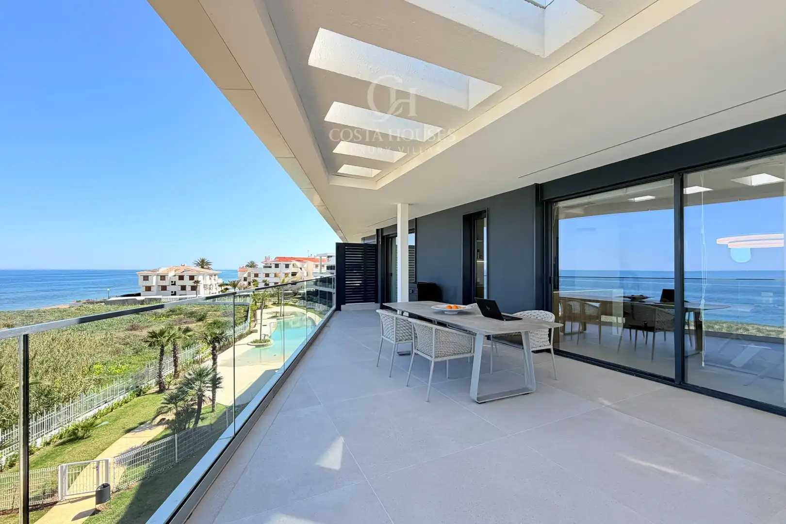 Terraza de Ático en venta en Dénia con Aire acondicionado, Calefacción y Jardín privado
