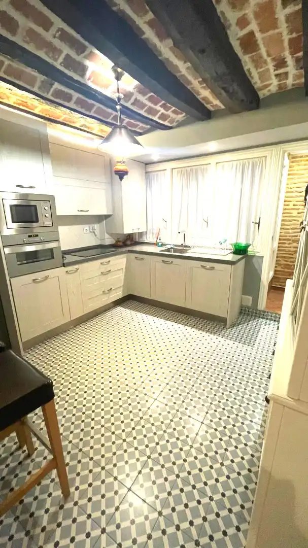 Kitchen of Flat for rent in Castro-Urdiales  with Heating, Furnished and Balcony