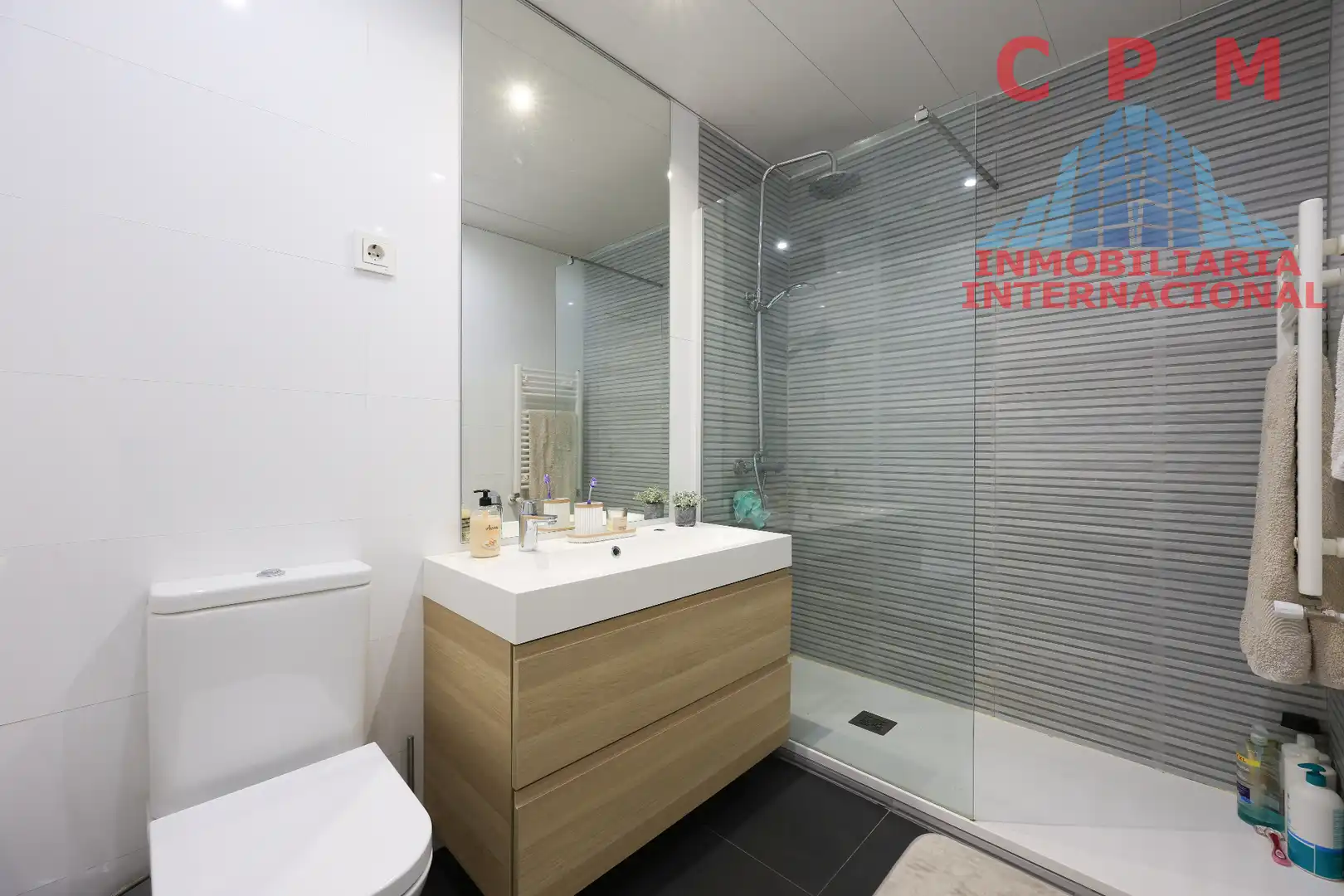 Flat with pool to rent in Encinar de los Reyes, imagen 19