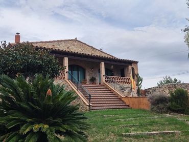Casa con balcón en venta en Carrer Priorat