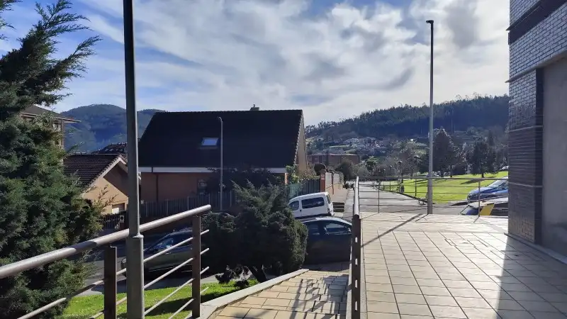 Vista exterior de Piso en venta en Pravia con Calefacción