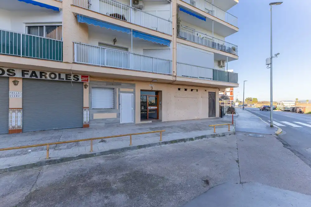 Vista exterior de Apartament en venda en La Pobla de Farnals amb Aire condicionat, Calefacció i Moblat