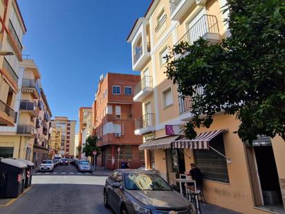 Vista exterior de Local en venda en  Huelva Capital